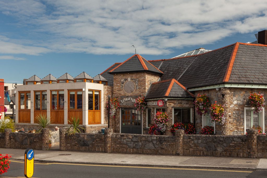 The Laurels Bar - Clondalkin​